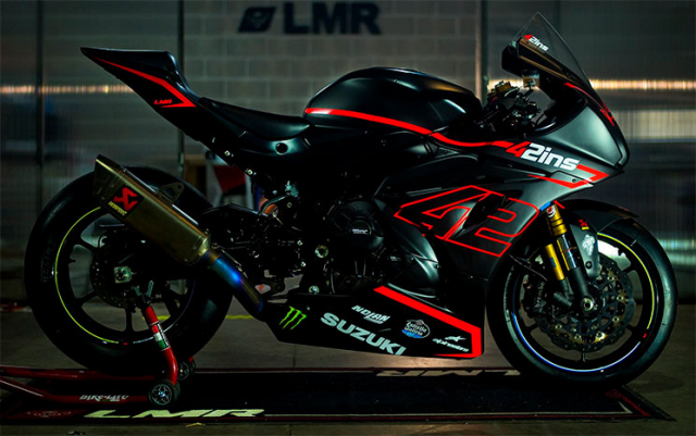 Alex Rins trinh lang chiec Suzuki GSXR1000R dac biet cua minh - 3