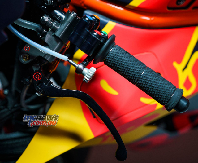Doi dua Tech3 KTM Factory Racing ra mat va san sang chien dau MotoGP 2021 - 10