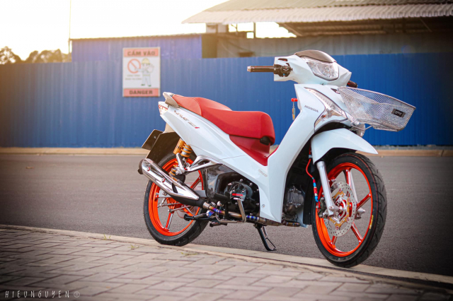 Future 125 don toan do xin se trong nhu the nay - 3