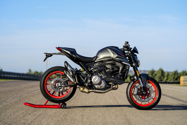Ducati Monster 2021 hoan toan moi ra mat tai Nhat Ban - 7