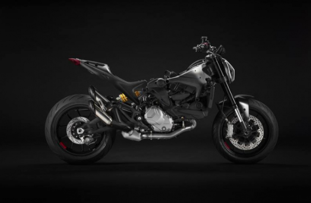 Ducati Monster 2021 va MV Agusta Brutale 800 RR 2021 tren ban can thong so - 10