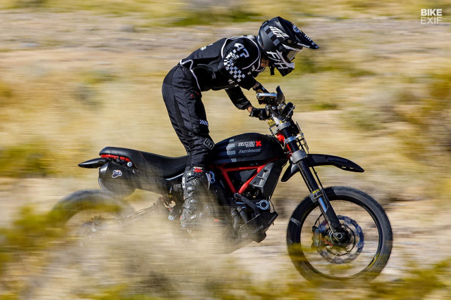 Ducati Scrambler Desert Sled Fasthouse phien ban dac biet trinh lang