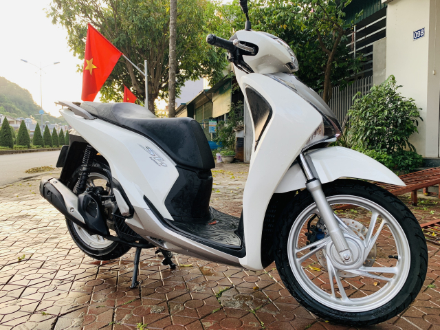 Ban xe Honda SH 2019 125i ABS - 2