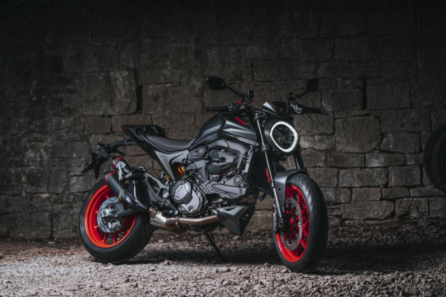 Ducati Monster 2021 duoc bo sung goi phu kien chinh hang va do hoa moi - 15