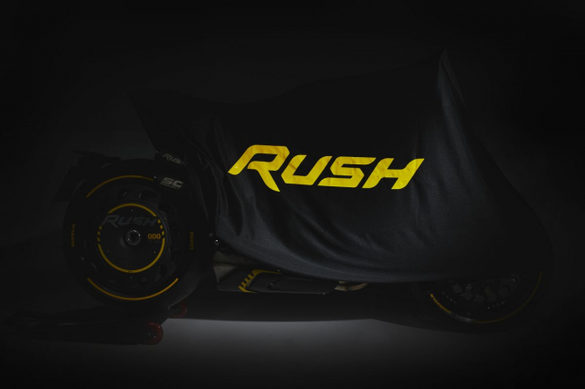 MV Agusta Rush 1000 2021 ban nang cap gioi han chinh thuc lo dien
