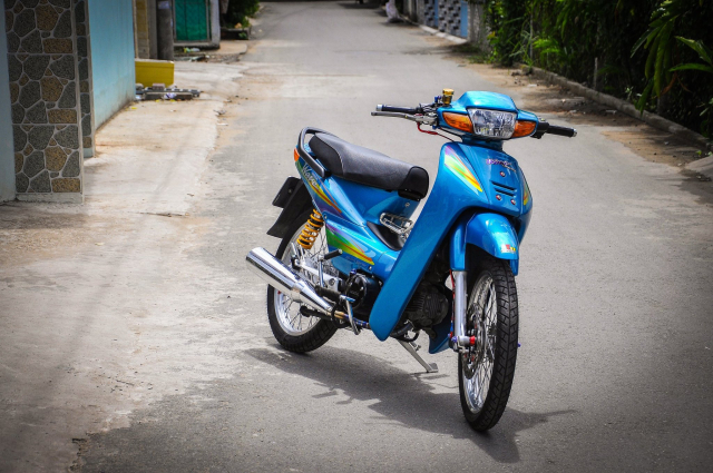 Honda Wave bat tu theo thoi gian voi dan chan KHUNG - 13