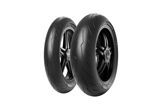 Ra mat lop Pirelli Diablo Rosso IV moi danh cho cac mau Sport Bike duong pho - 7