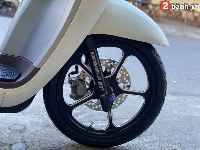 Scoopy 2021 do het bai voi dien mao cuc gat - 9