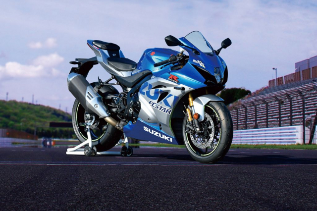 Suzuki GSXR1000 GSXR1000R se co nhung thay doi nao vao nam 2022 - 3