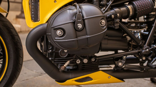 BMW RnineT do theo phong cach xe dua retro - 8