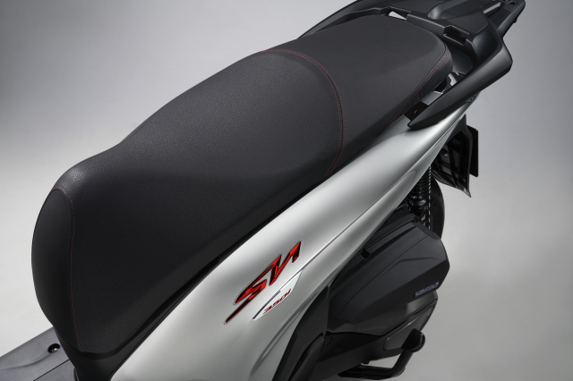 Honda SH350i ra mat chinh hang voi gia ban duoi 150 trieu Dong - 9