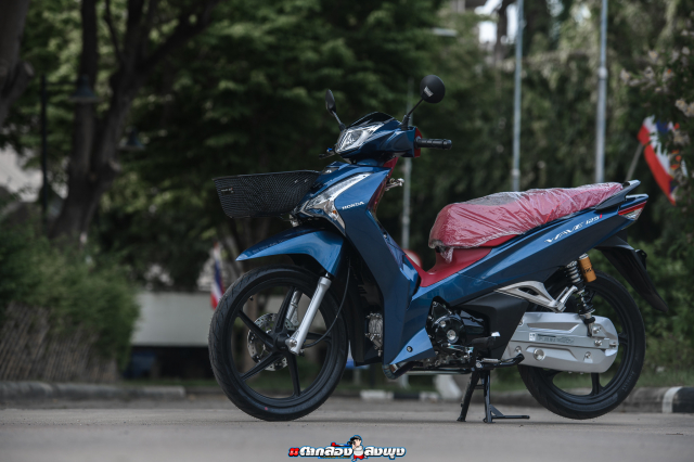 Wave 125 do day nong bong khi de lo mot loat do choi dinh - 15