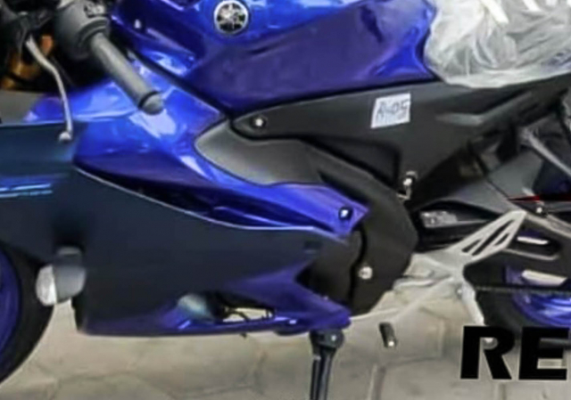 Yamaha R15 V4 R15M bat ngo xuat hien tai Dai Ly - 5
