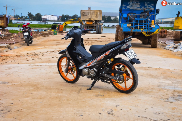 Ban do Yaz 125 tro nen khac la bang nhung trang bi di nguoc thoi dai - 17