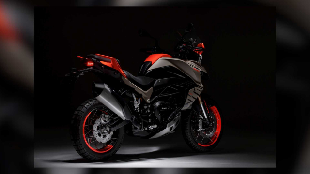 Benelli Leoncino 125 moi va 800 TRK trinh lang tai su kien EICMA 2021 - 5