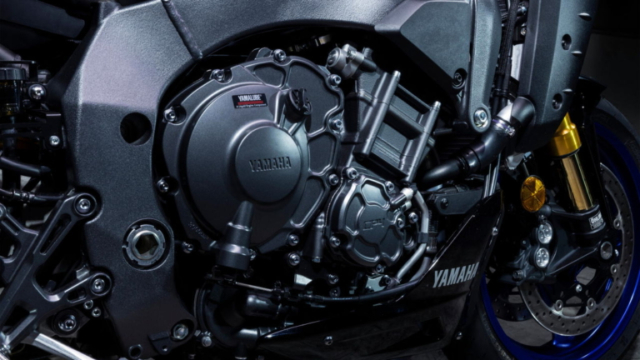 Yamaha MT10 SP 2022 trinh lang thong so sanh ngang Superbike R1M - 11