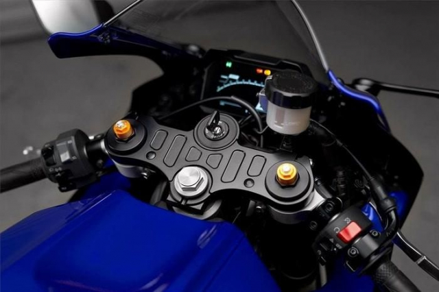 Yamaha R7 san sang ra mat tai Viet Nam trong nam nay - 6