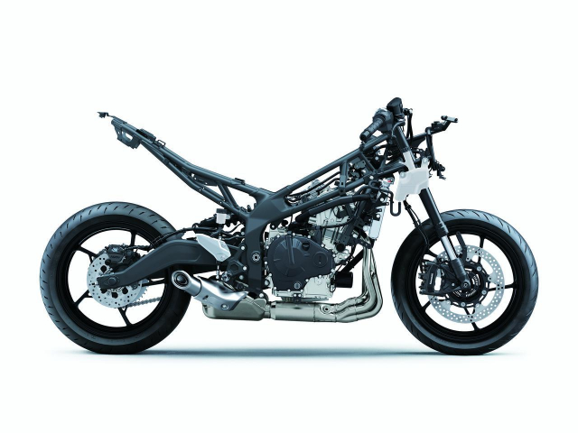 Lo dien hinh anh Render Kawasaki Z25 dong co 4 xilanh - 3