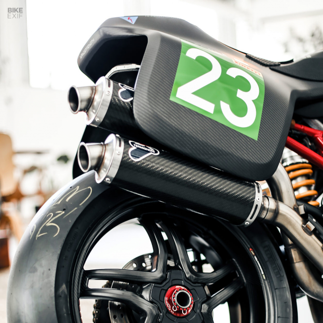 Ducati Monster S4RS do phong cach Tracker voi ngoai hinh loi cuon - 7