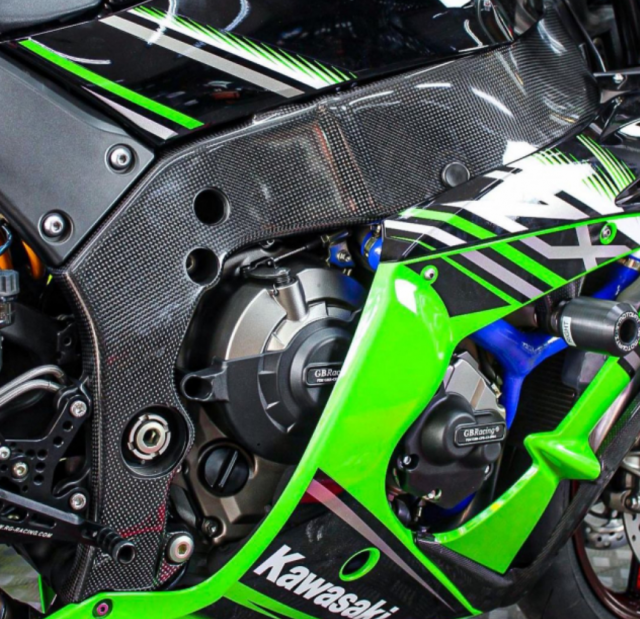 Kawasaki ZX10R do gay can voi bo mam Rotobox Carbon - 13