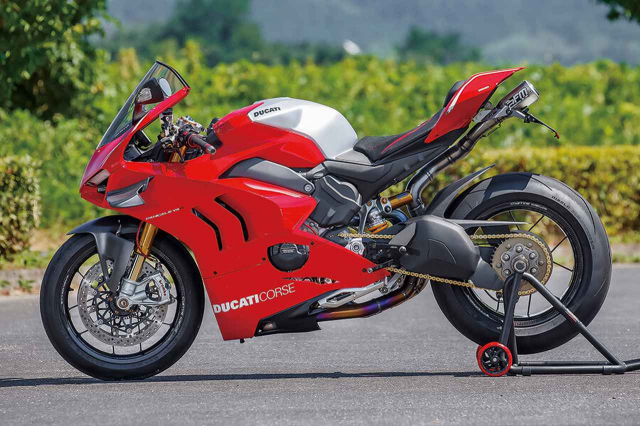 Ducati Panigale V4 R do chat ngat cua Moto Salon - 4