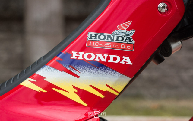 Honda Nova RS Super Dong xe 2 thi dinh dam da bi chim vao quen lang - 15