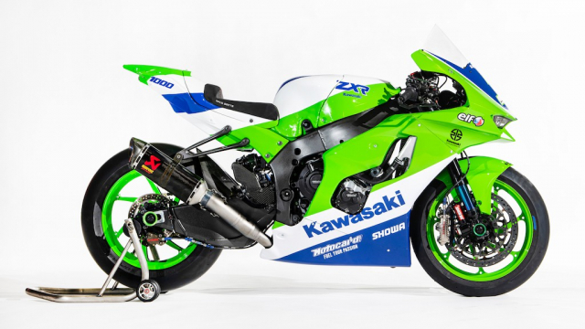 Một bản sao kawasaki zx-10rr của tay đua worldsbk đã được bán đấu giá