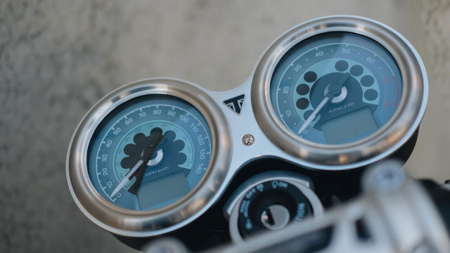 Triumph Speed Twin Breitling Edition phien ban dac biet vua trinh lang - 5