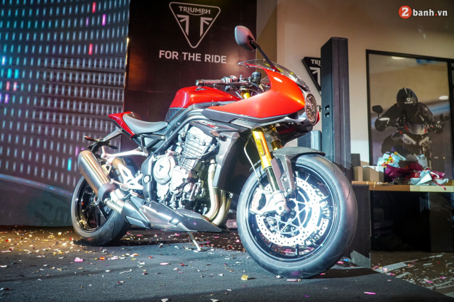 Triumph tiger sport 660 và speed triple 1200 rr chính thức ra mắt thị trường việt nam