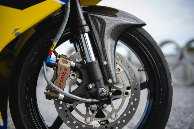 Honda NSR150 lot xac hoan toan sau cu chuyen minh ngoan muc - 13