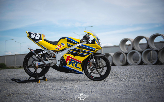 Honda NSR150 lot xac hoan toan sau cu chuyen minh ngoan muc - 31