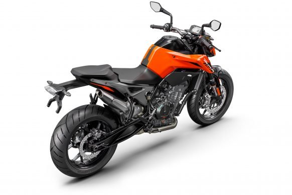 KTM 790 Duke tro lai vao nam 2022 co gi khac biet - 5