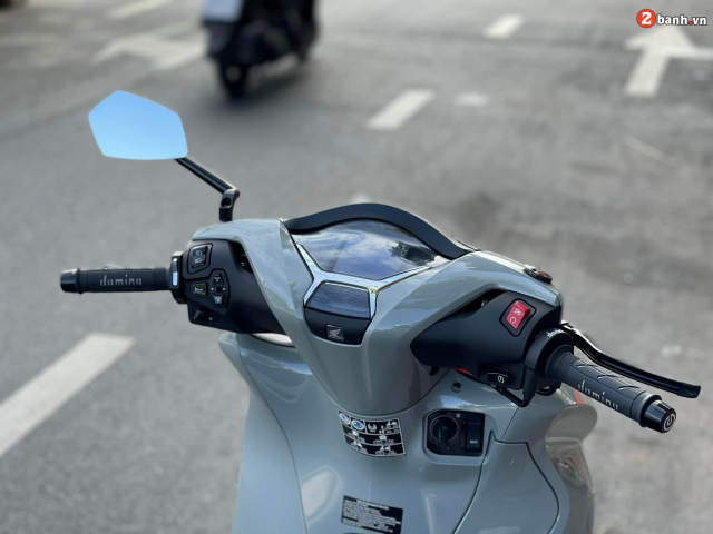 SH350i hoa thanh cuc pham thu thiet sau man lot xac dinh cao - 3