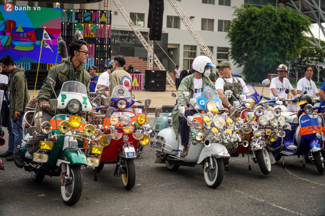 Vespa Day 2022 quy tu hon 2000 nguoi tham gia tai Sai Gon va Ha Noi - 14