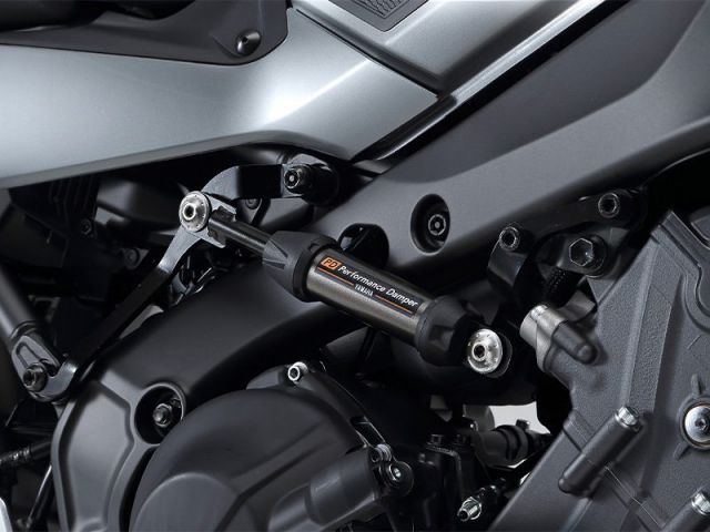 Yamaha ra mắt giảm chấn hiệu suất rung performance damper cho r7
