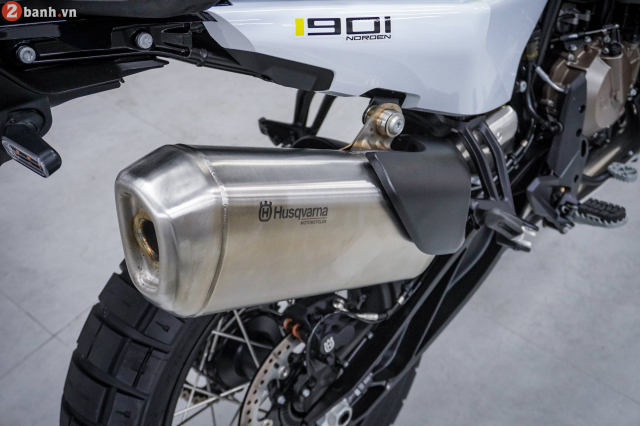 Can canh Husqvarna Norden 901 tan cong thi truong ADV tai VN voi gia 699 trieu dong - 19