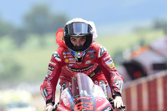 MotoGP 2022 Bagnaia dem ve chien thang tren san nha cho Ducati - 3