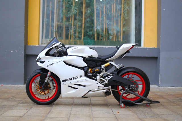 Ban Ducati Panigale 899 2015 trang ngoc trai cuc ngau - 12