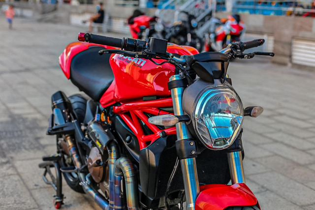 Can ban Ducati Monster 821 2015 do tuoi cuon hut - 12