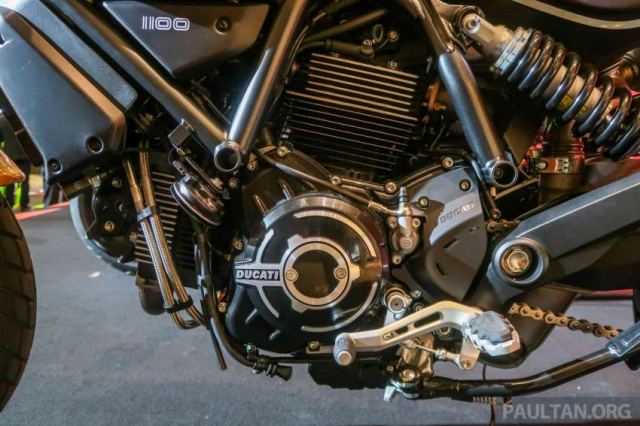 Can canh Phien ban dac biet Ducati Panigale V2S Bayliss va Scrambler 1100 Tribute Pro - 40