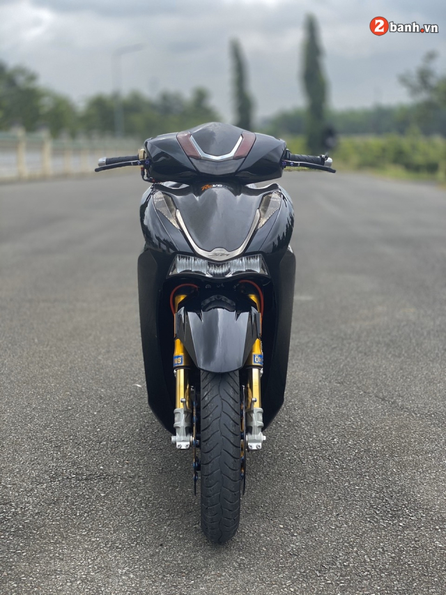 Honda SH350i hoa thanh sieu pham voi goi do dat hon ca tien mua xe - 12