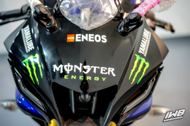 R15M 2022 de lo phien ban Monster Energy MotoGP lua tinh nguoi ham mo - 5