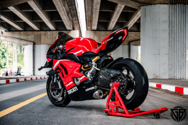 Ducati Panigale 899 do bodykit Superleggera V4 cua GIBA Moto - 9