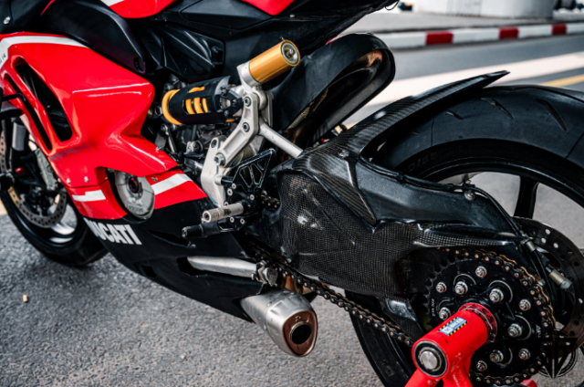 Ducati Panigale 899 do bodykit Superleggera V4 cua GIBA Moto - 13
