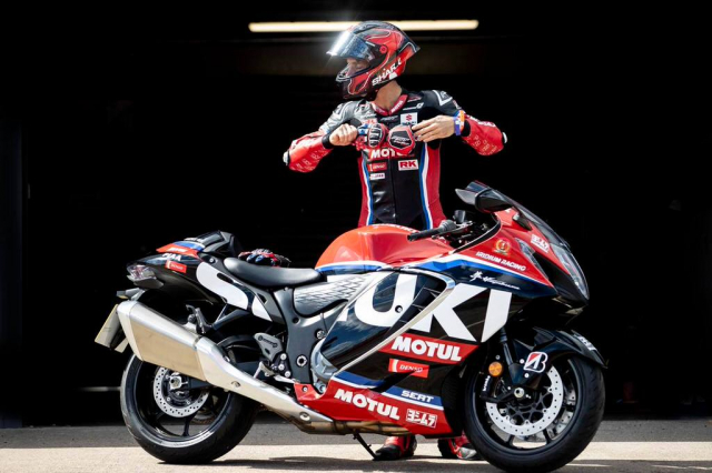 Hayabusa Yoshimura SERT Motul Replica qua tang dac biet cho Nguoi thu nghiem MotoGP - 3