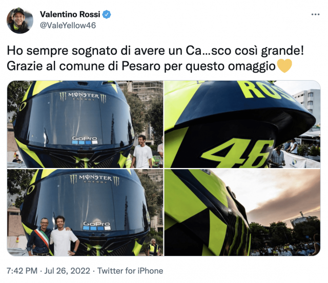 Tri an Valentino Rossi bang chiec mu bao hiem AGV PISTA GP RR sieu to khong lo tai Y - 4