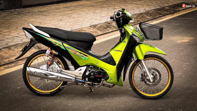 Future do tro thanh xe no kich doc sau khi gia nhap truong phai JAV - 24