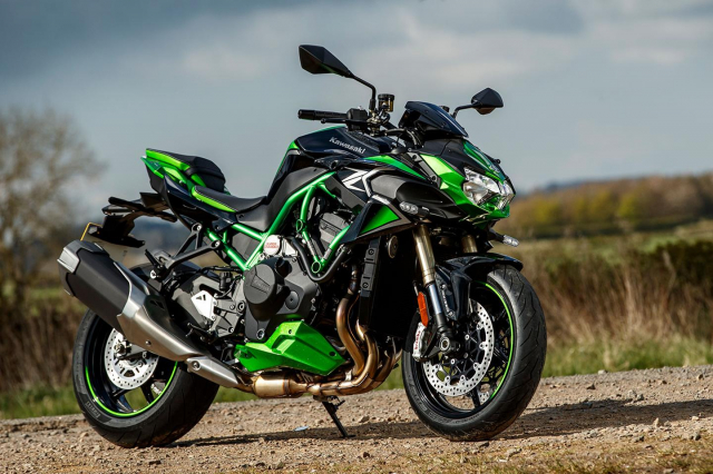 Hai mau nakedbike hang dau hien nay Yamaha MT10 2022 va Kawasaki Z H2 cung ra mat tai VN - 7