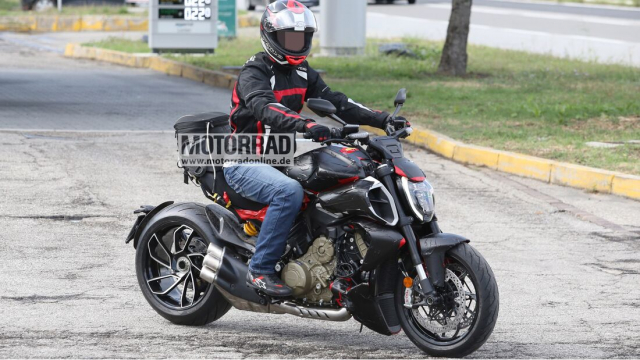 Lo dien Ducati Diavel V4 2023 hoan toan moi se su dung dong co V4 thay cho LTwin - 5