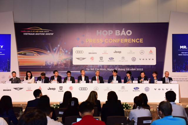 Vietnam Motor Show 2022 noi trinh lang nhieu mau xe hoan toan moi - 2